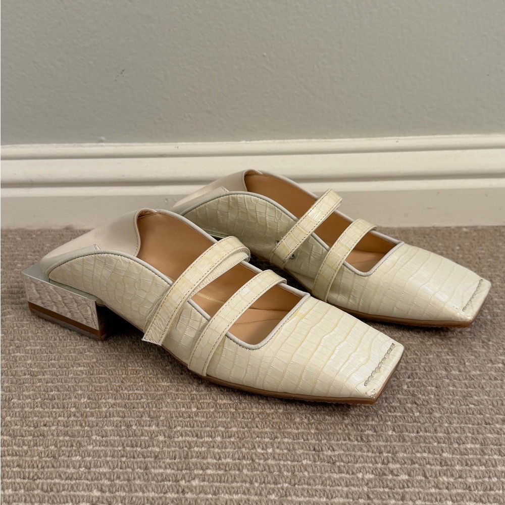 LOST IN ECHO Chic Cream Strappy Women's Heels
